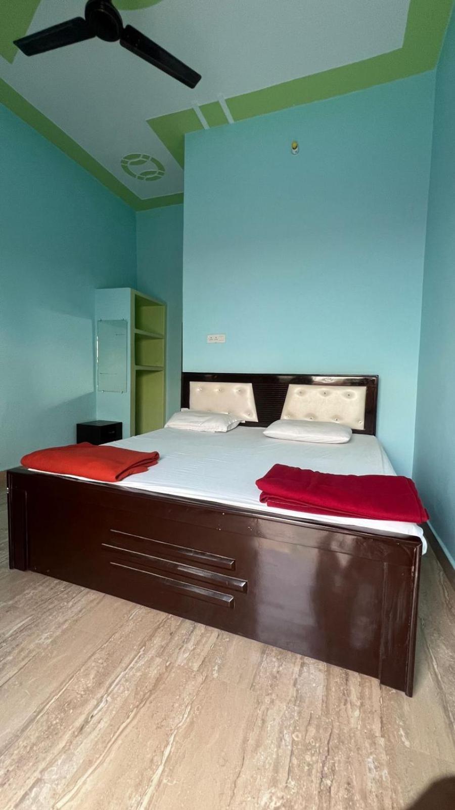 Hotel Vijay Palace Ayodhya Dış mekan fotoğraf