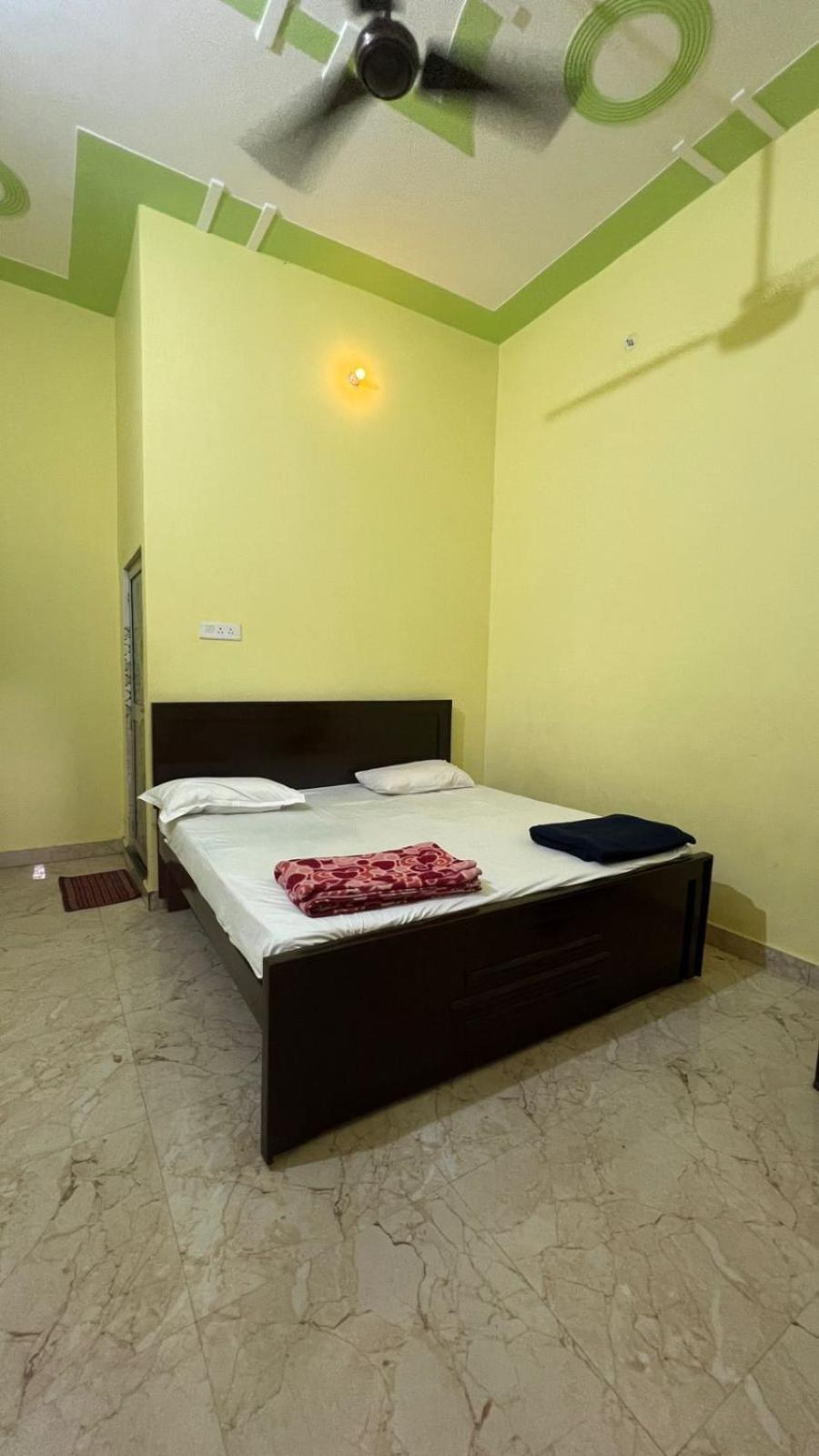 Hotel Vijay Palace Ayodhya Dış mekan fotoğraf