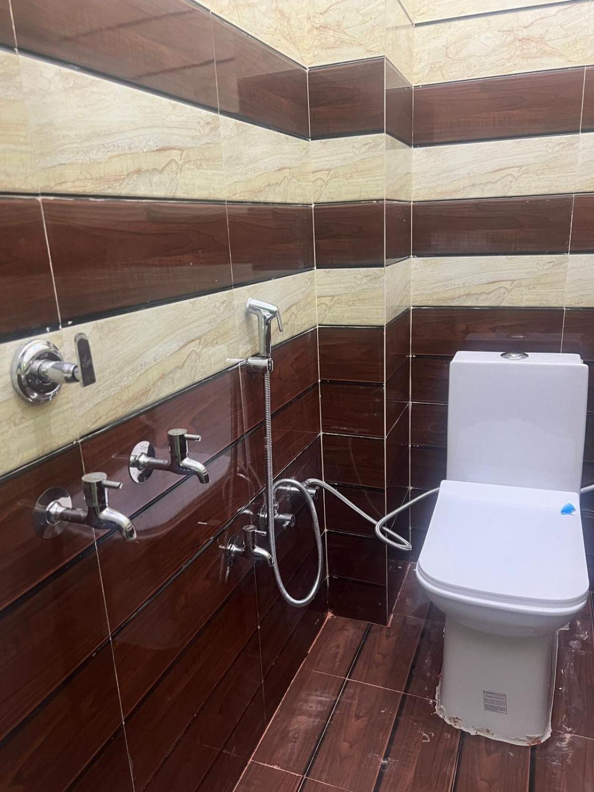 Hotel Vijay Palace Ayodhya Dış mekan fotoğraf